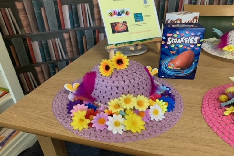 Easter bonnet 