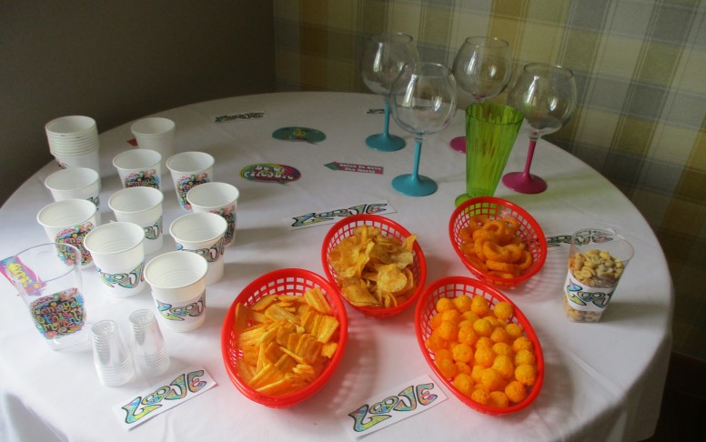 groovy party drinks and snacks 