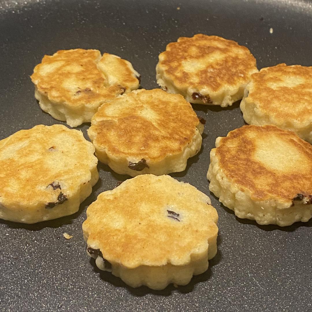 Homemade Welsh cakes