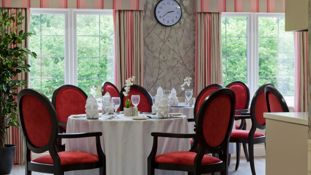 Kingsbury Court dining room