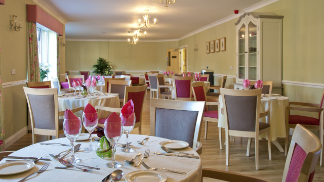 Monread Lodge dining room