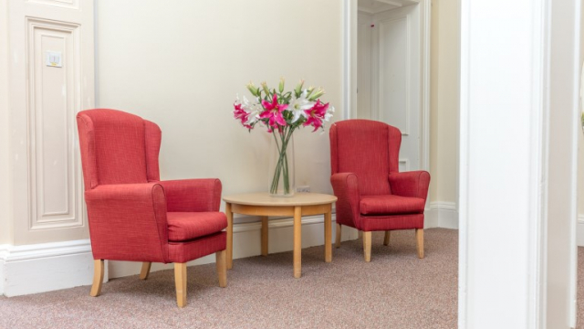 Thorntree Mews seating area 