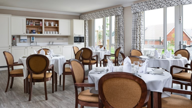 Kings Manor dining room