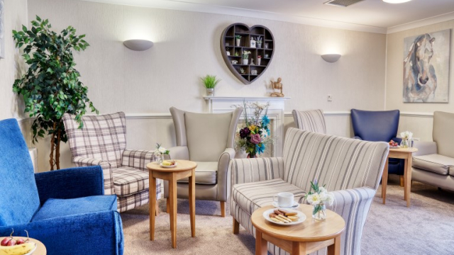 Chestnut Court lounge