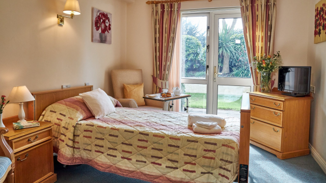 Pinewood bedroom
