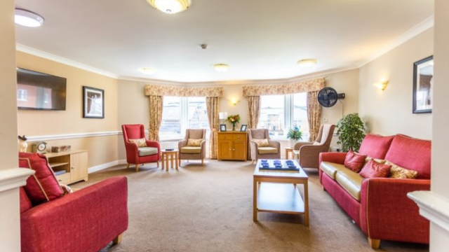 Princess Lodge lounge