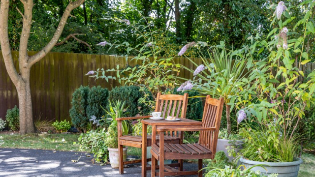 Mary Chapman Court garden benches