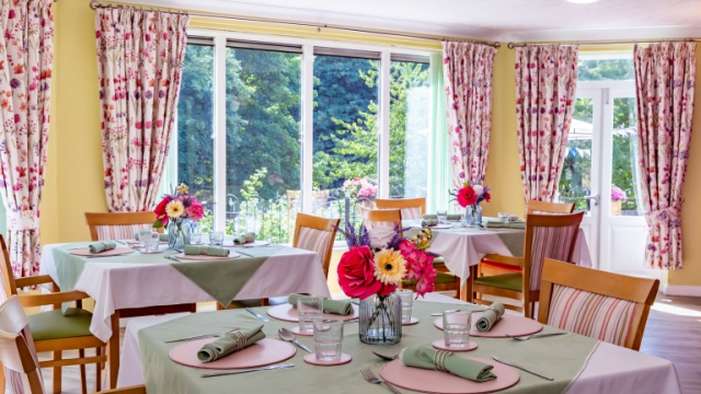 Dussindale Park dining room