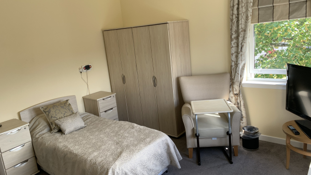 Creggan Bahn Court bedroom