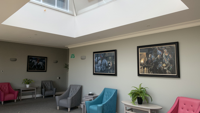 Creggan Bahn Court hallway seating area