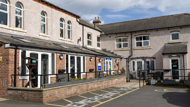 Willowbank outside 