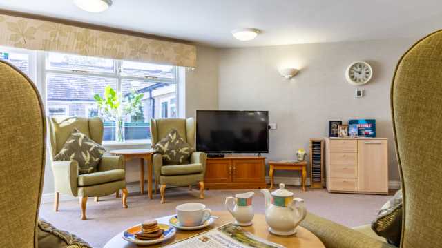 Ashfield Court living room