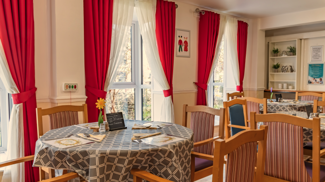 Acorn House dining area