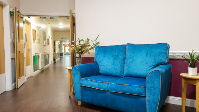Manor Park Sofa Seating