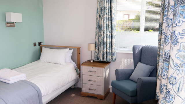White Rose Lodge refurb bedroom