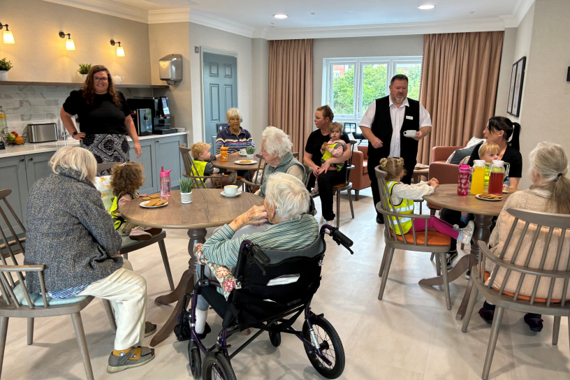 Claremont Manor visit from Little Gems Childcare
