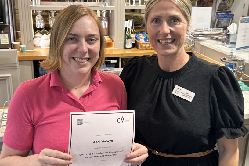 April, Windsor Court Lifestyle Lead